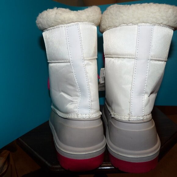 Cat & Jack Lined Winter Boots White with Pink Laces Size 5 - Picture 6 of 8